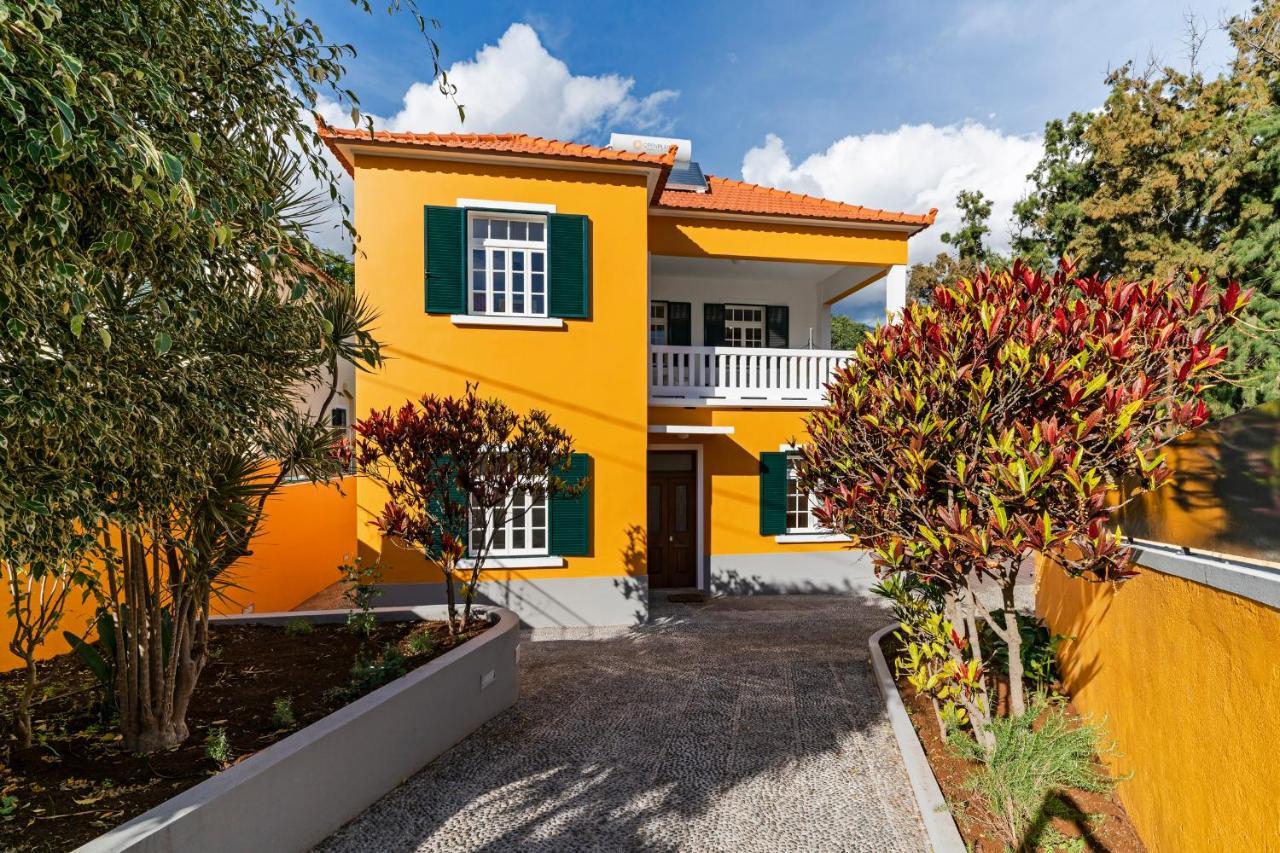 The Yellow House By Lovelystay Funchal  Bagian luar foto